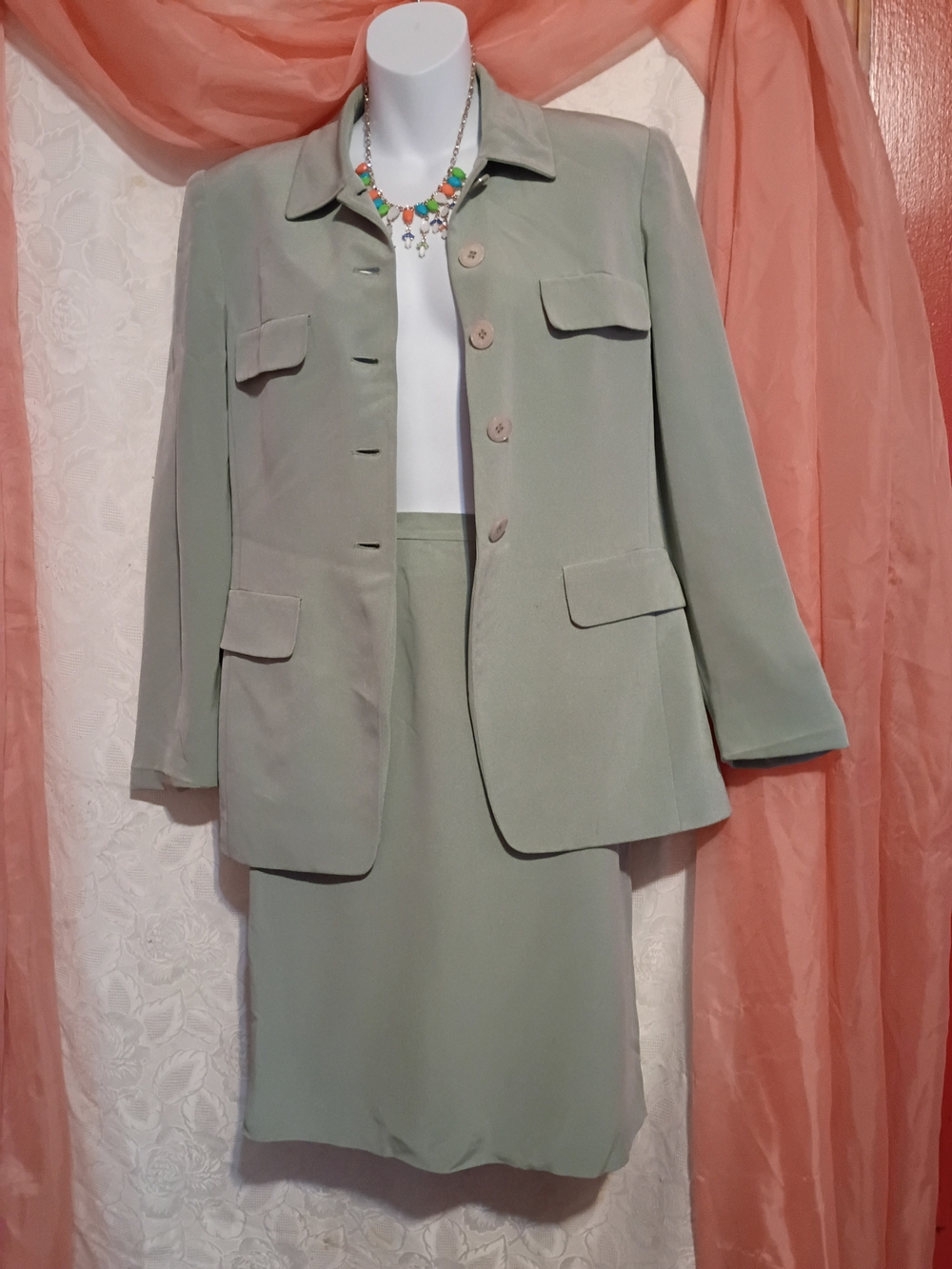 **Classic Womens Sage Green 100% Silk Blazer Sz 4 (Skirt Not Included)